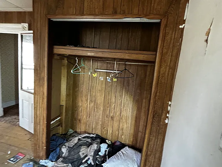 106 Locust St — Photo 5