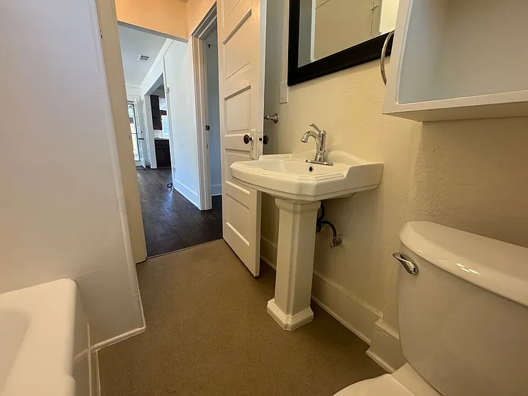 8800 Atascadero Ave — Photo 19