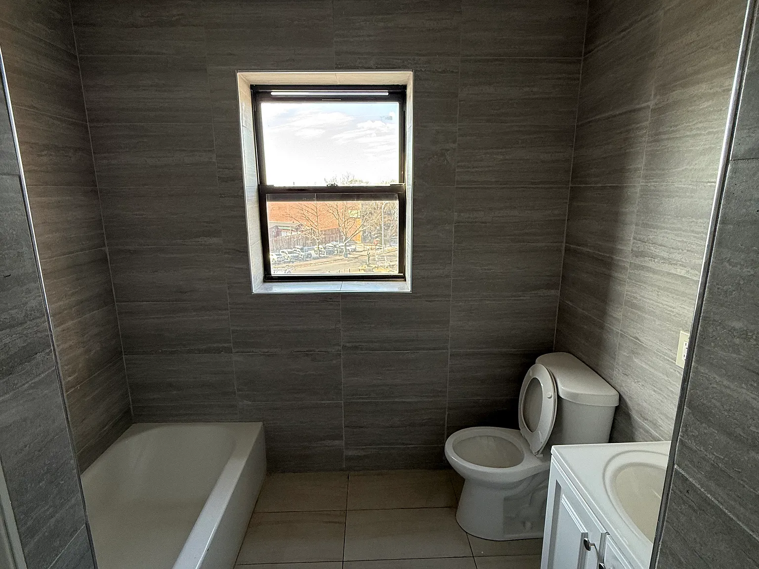 1 bed, $1,650 — Photo 3