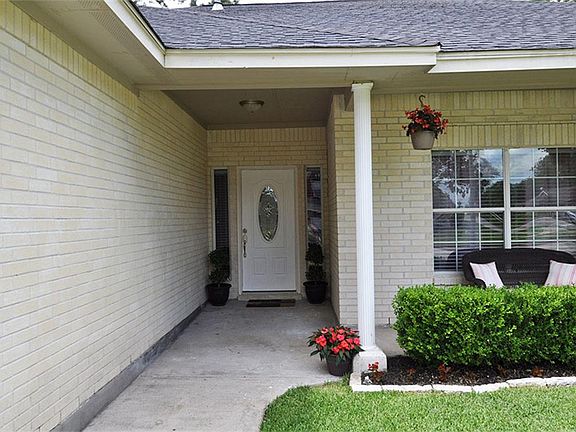 3rd image of 7635 Cypress Dr