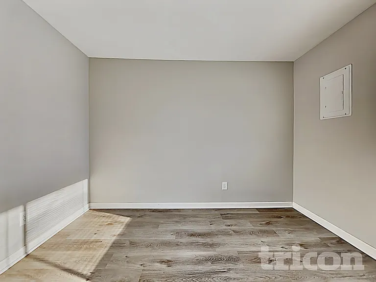 1803 Westcrest Dr — Photo 11