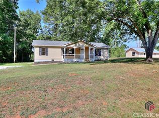 198 Herman Dr, Commerce, GA 30530