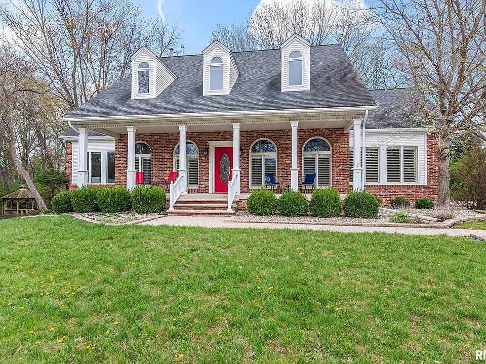 1st image of 804 Fairfax Ct