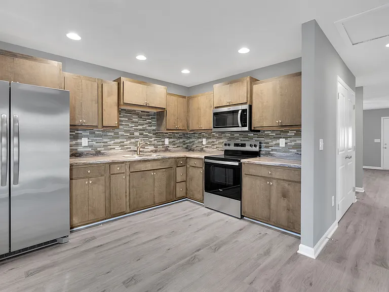530 Noblitt Ln — Photo 17