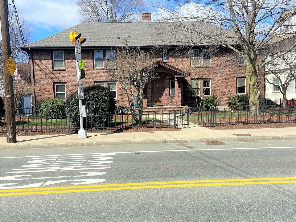 1st image of 451 Washington St #4