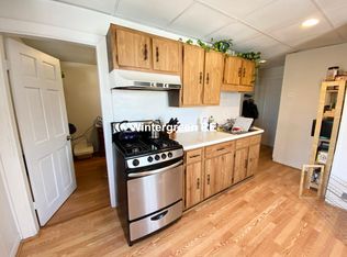 105 Buttonwood St #2A, Dorchester, MA 02125