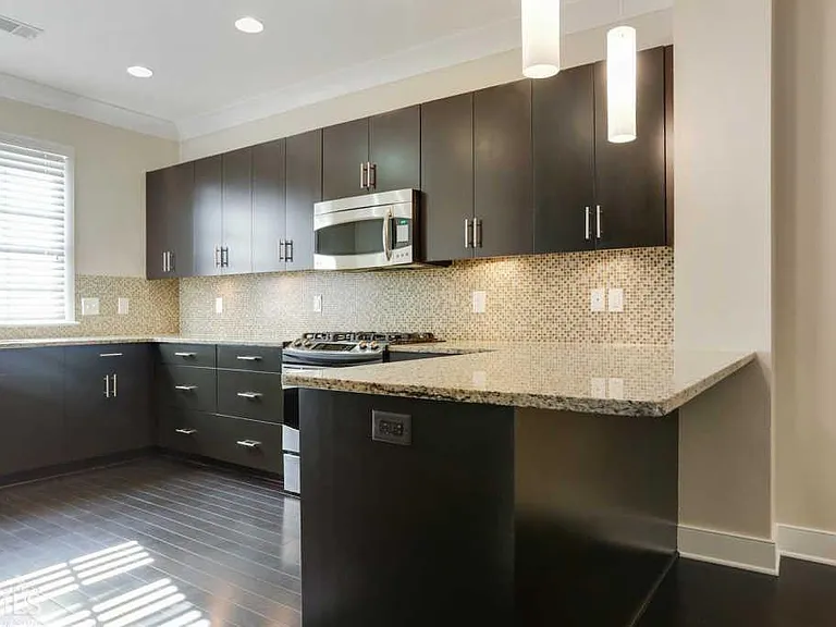 255 Southerland Ter NE #104 — Photo 14