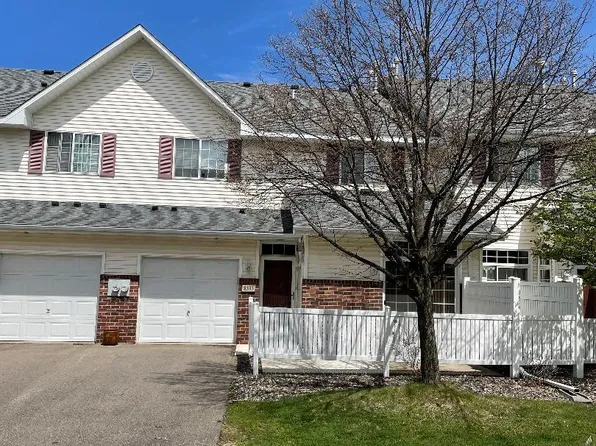 8333 Kimball Dr, Eden Prairie, MN 55347