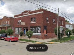 902 Oak St #2, Wyandotte, MI 48192