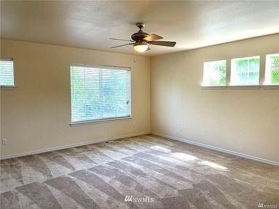 4th image of 33907 SE Sorenson St