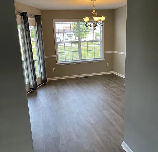 1604 Baucom Dr — Photo 23