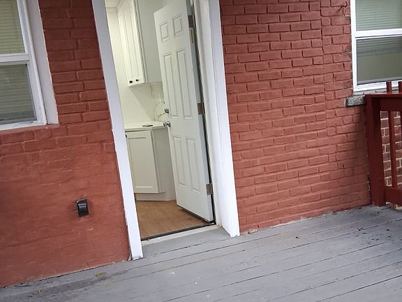 3rd image of 4160 Baychester Ave #3