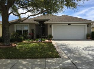821 Tavernier Cir NE, Palm Bay, FL 32905