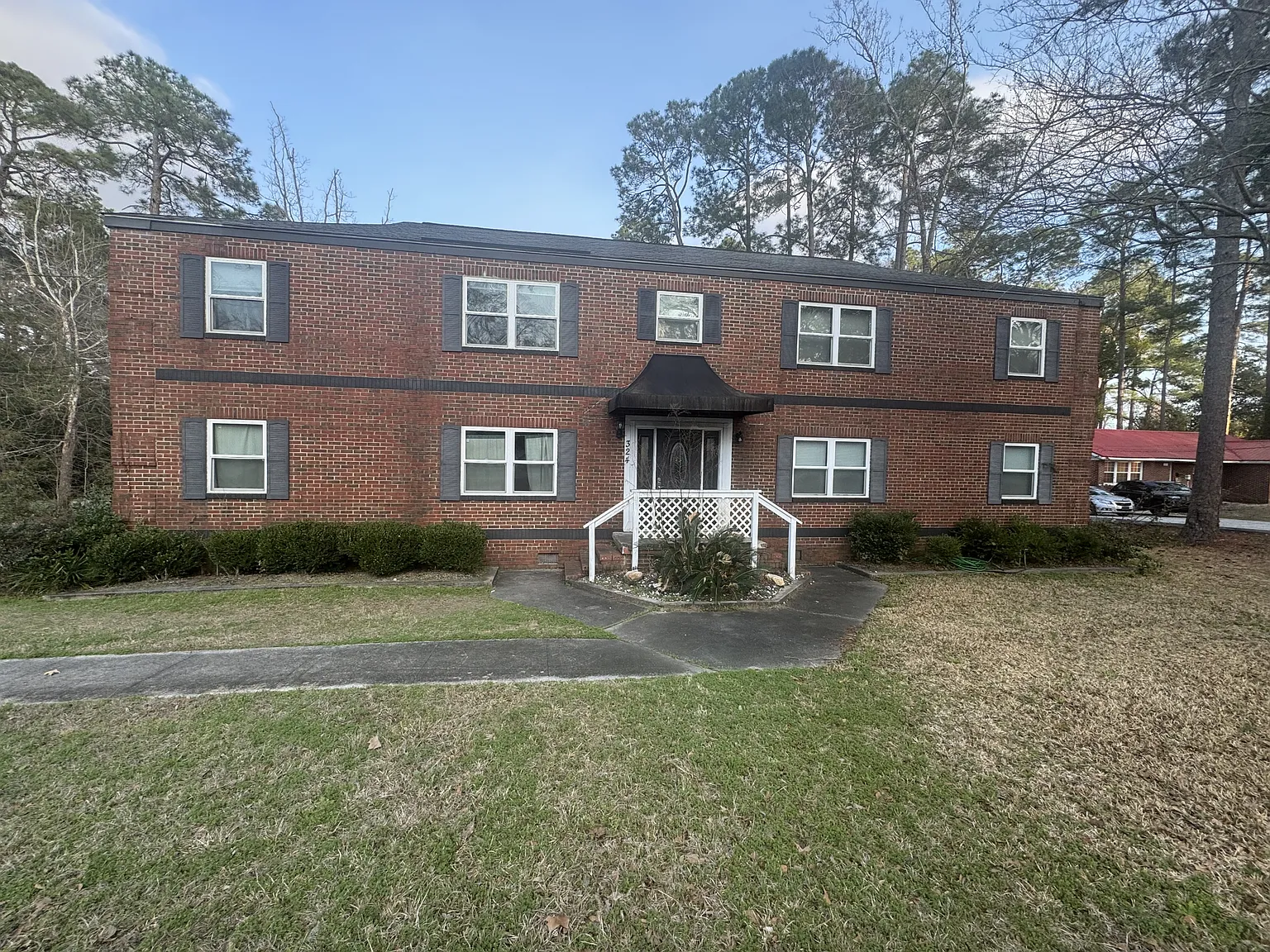 324 N Main St — Photo 1