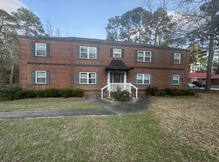 324 N Main St APT 4, Statesboro, GA 30458