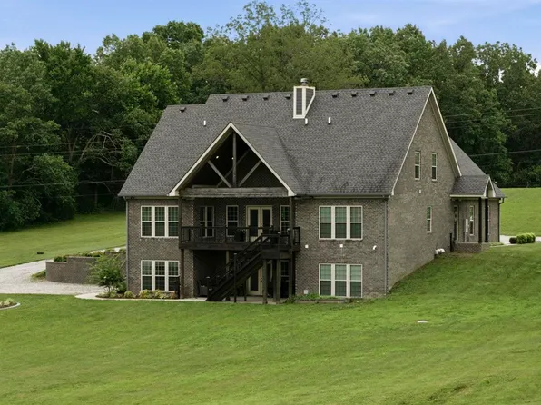1931 Highland Church Rd, Bowling Green, KY 42101