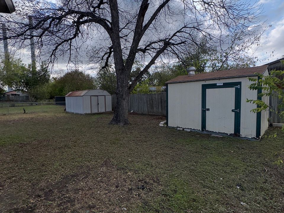 1st image of 115 Yolanda Dr