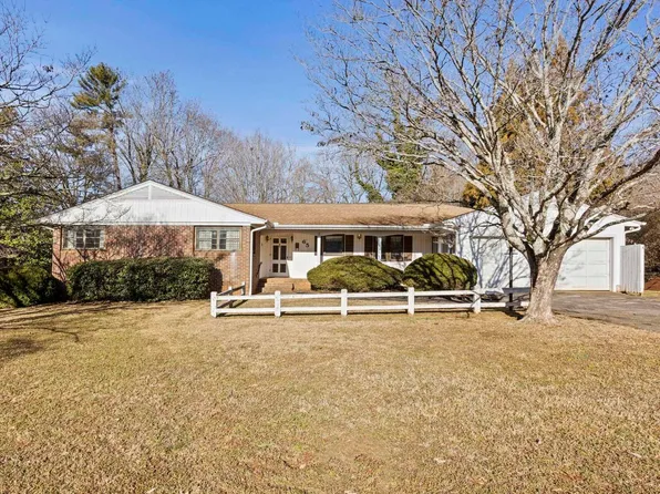 65 Lake Forest Dr, Greenville, SC 29609