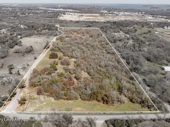 6992 Nine Mile Bridge Rd, Fort Worth, TX 76135
