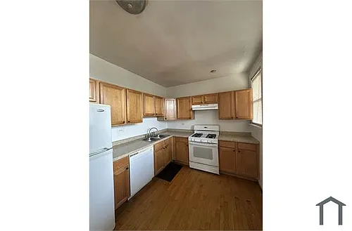 519 E 73rd St #2 Photo 1