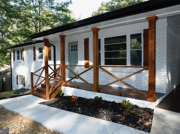 5983 Falcon Ln SW, Mableton, GA 30126