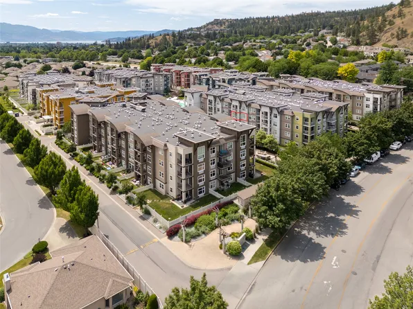 539 Yates Rd Unit 308, Kelowna, BC V1V 2T8