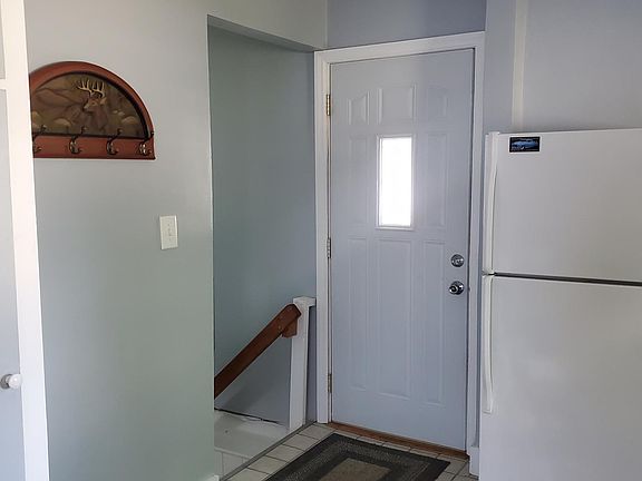 3rd image of 245 S Barton St