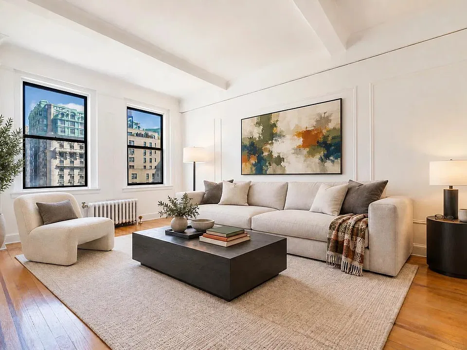 244 W 72nd St #3A