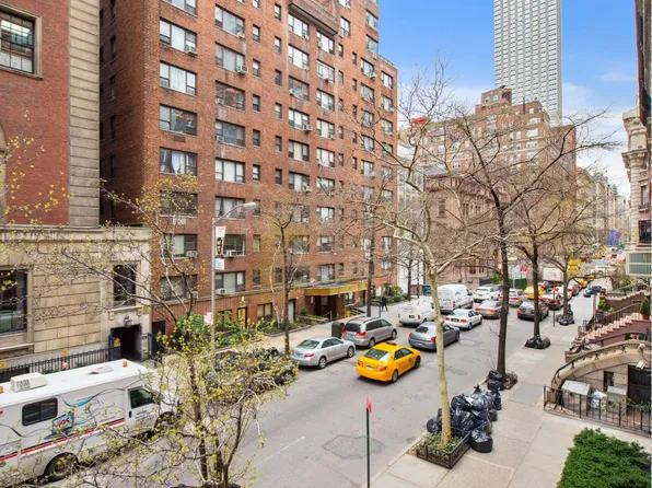 50 Park Avenue image 1 of 13