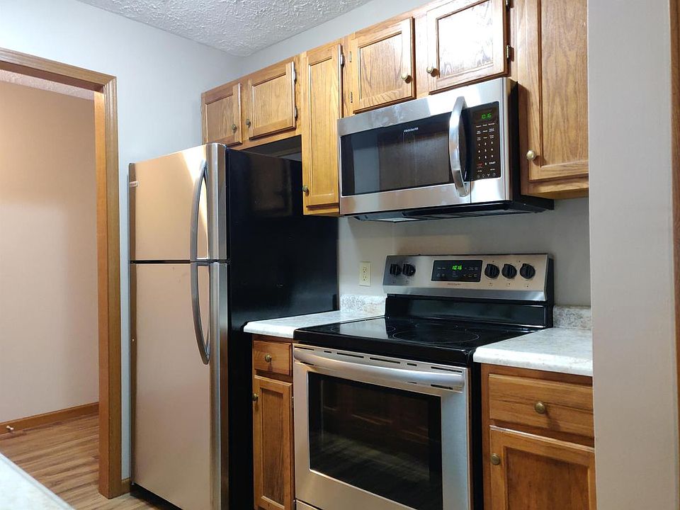 2nd image of 625 N 4th St #4-4-625N4