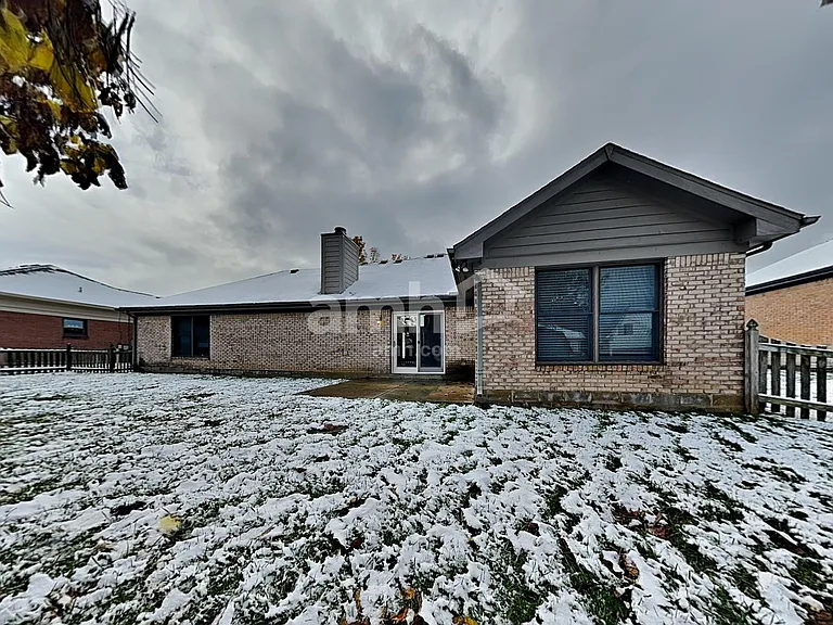 1030 Justin Ridge Way — Photo 14