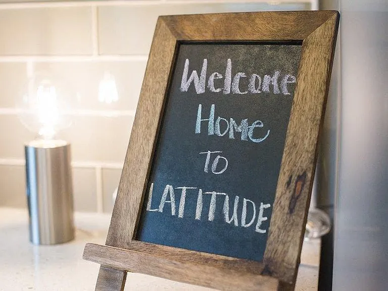 Latitude — Photo 15