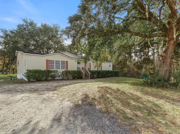 2949 Barbara Ln, Hilliard, FL 32046