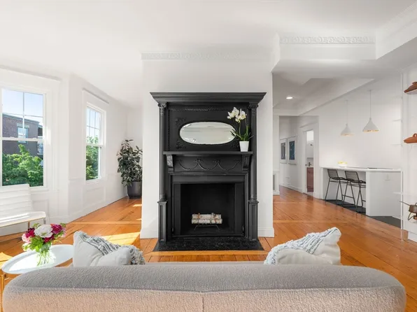 50-52 High St #3, Charlestown, MA 02129