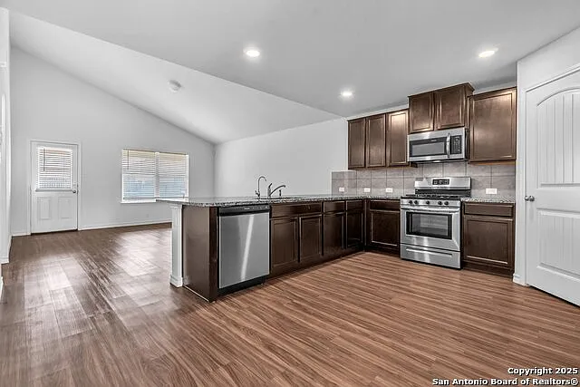 2606 Yaupon Rnch — Photo 12