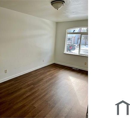 2nd image of 11728 NE 150th Pl