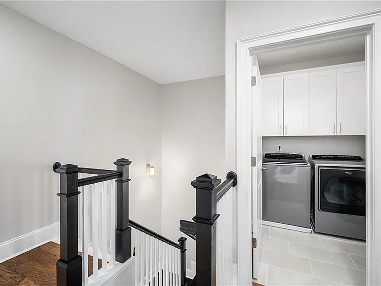 896 Mayfield Rd — Photo 17