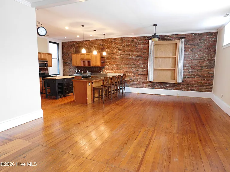 216 Middle St #B — Photo 38