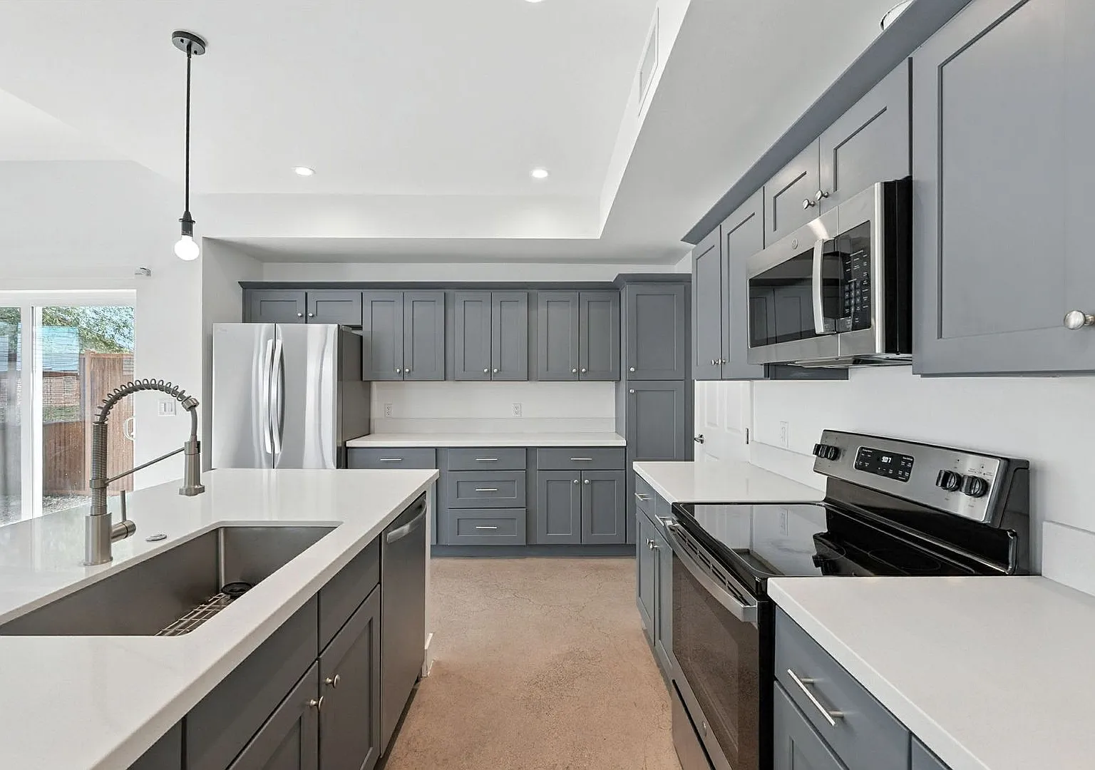 1310 E. Elm St. — Photo 4