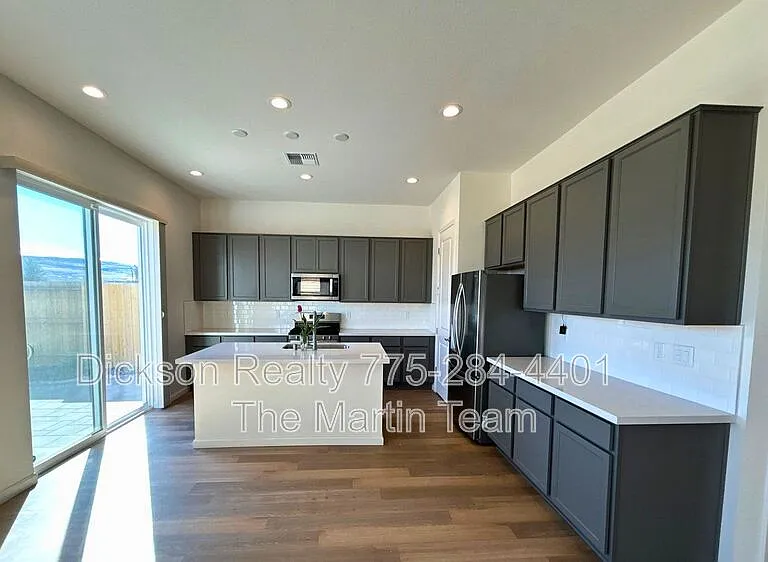 7840 Hoback Dr — Photo 6