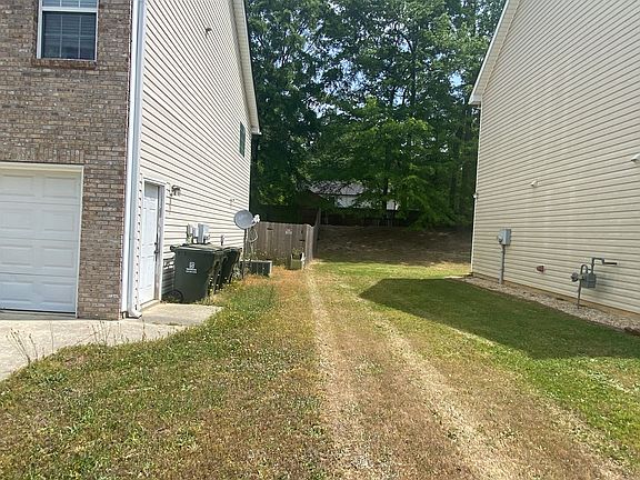 2nd image of 2663 Holmes Mill Pl SW