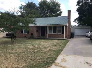 1016 Davis St, Ardmore, OK 73401