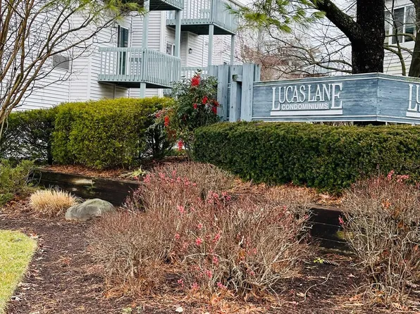 2044 Lucas Ln, Voorhees, NJ 08043
