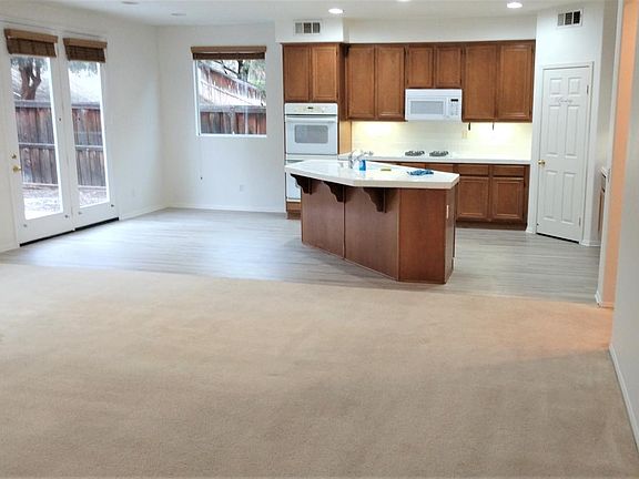 2nd image of 29651 Andromeda St