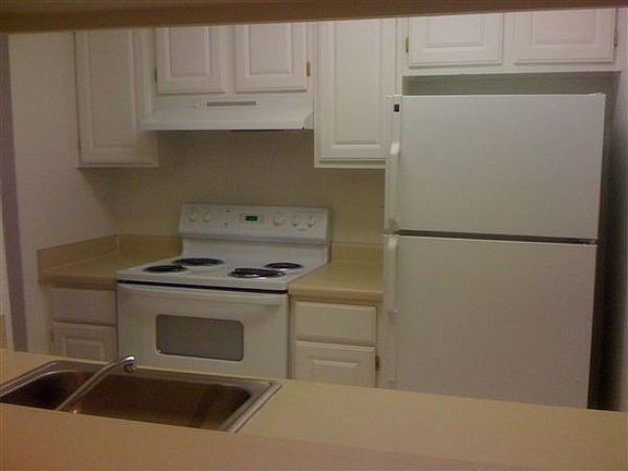 661 4 Kitchen