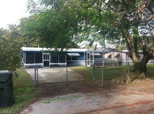 4043 Bell St, Fort Myers, FL 33916