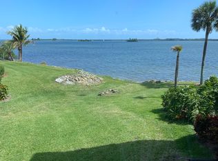 9610 Riverside Dr APT 103, Sebastian, FL 32958