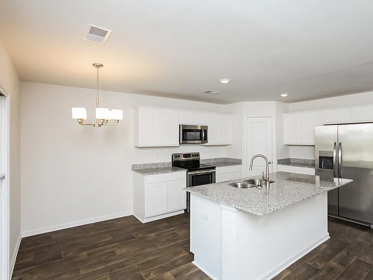 1312 Gardner St — Photo 5