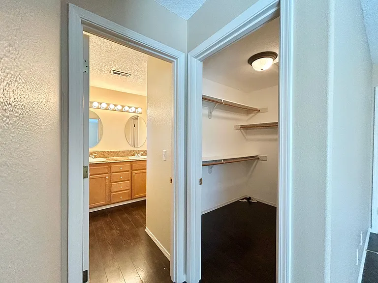 1218 NE Kinney St — Photo 43