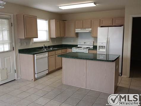 4th image of 7226 Caddo Lake Dr